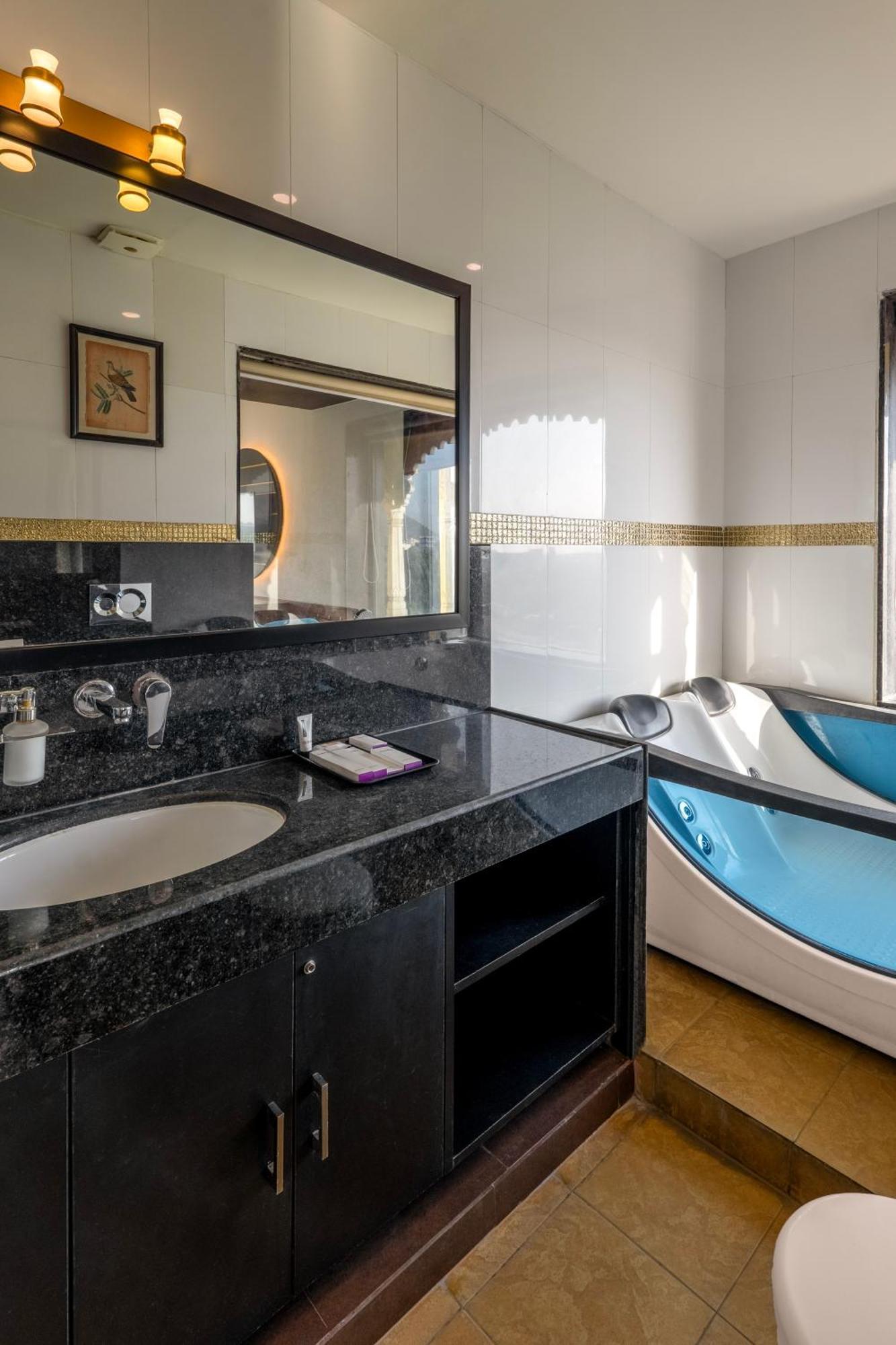 Hotel Sterling Balicha Udajpur Zewnętrze zdjęcie